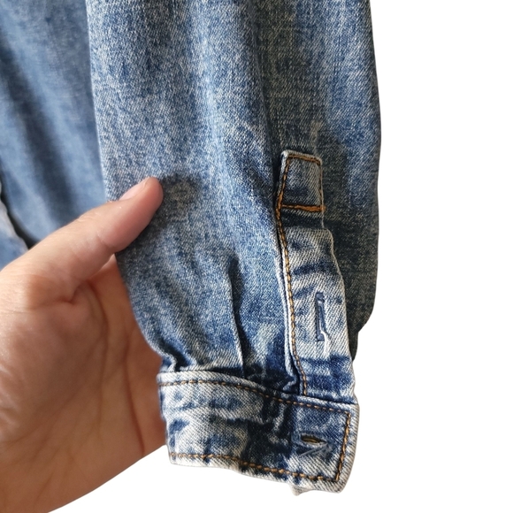 Anthropologie Pilcro Denim Button Down Shirt Oversized Long Sleeve Women XS - Picture 5 of 8